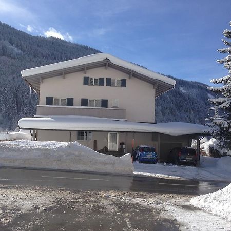 Haus Heidi Hotel Wald am Arlberg Exterior photo